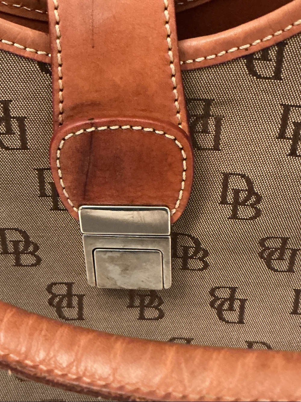 Dooney & Bourke Brown Canvas Shoulder Bag with Tan Leather Trim - Picture 4 of 6